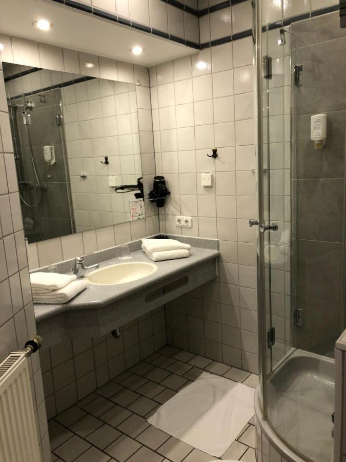 Hotel Restaurant Zum Neuling 보훔 외부 사진