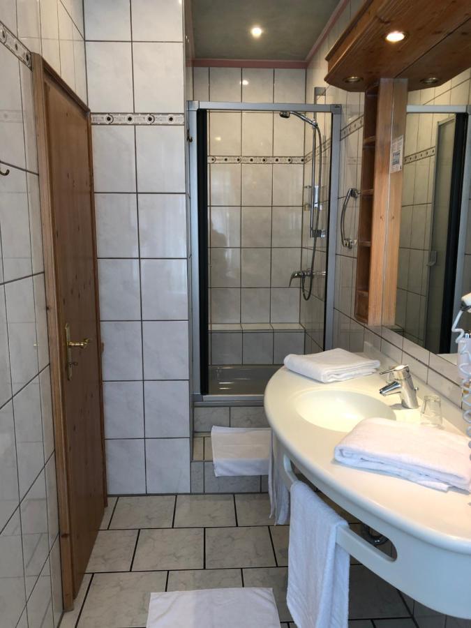 Hotel Restaurant Zum Neuling 보훔 외부 사진
